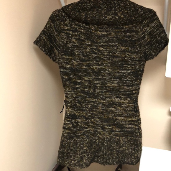 Sweater - Picture 3 of 5